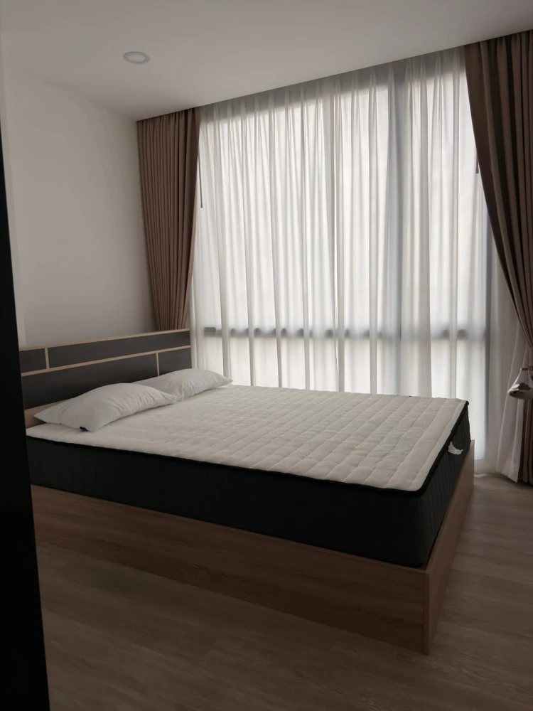 For rent: The Clef Riverline Chao Phraya-Wong Sawang. Nice room, fully furnished. Book now! Don't miss out!