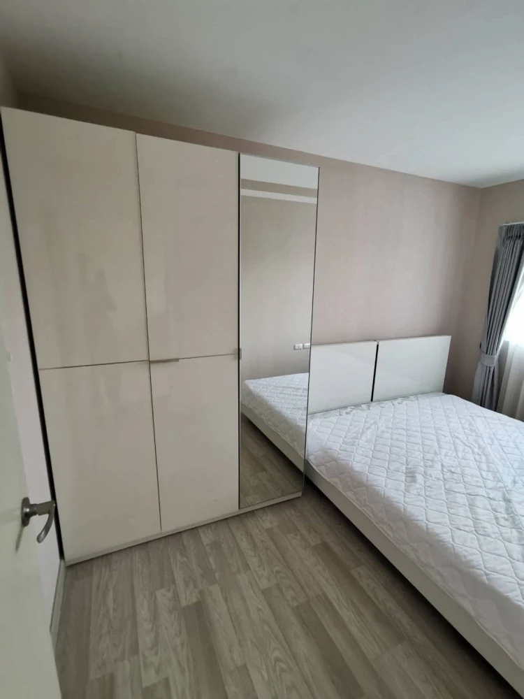 For rent: The Privacy Ladprao-Sena, Building B, 3rd floor, pool view, fully furnished. Book now!