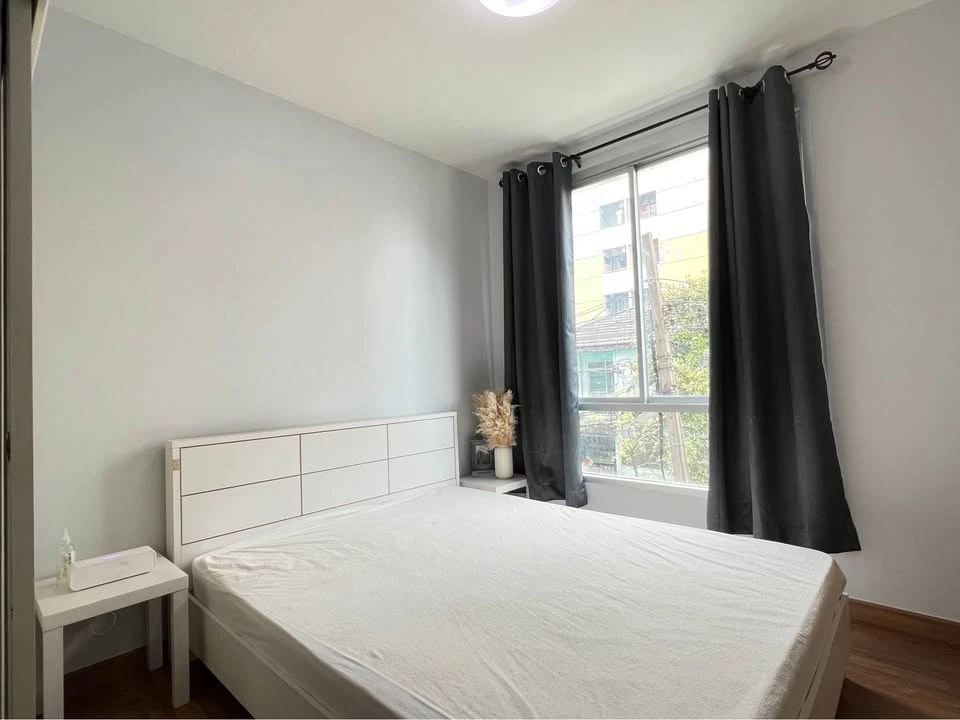 For rent: The Seed Ratchada-Huai Khwang, Building A, 2nd floor, with electrical appliances, just bring your bags and move in!