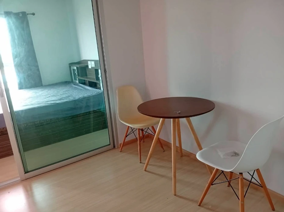 For rent: The Prop Condo Chaengwattana 12, suitable for people working in the Chaengwattana area, fully furnished, ready to move in.