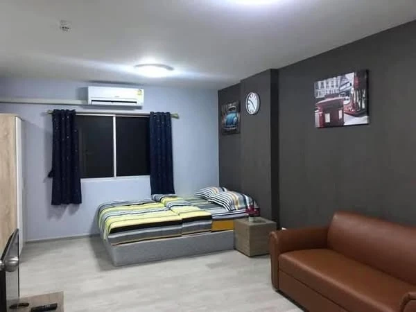 For rent: The Point Condo Laem Chabang, 6th floor, fully furnished, ready to move in, reserve now, urgently.