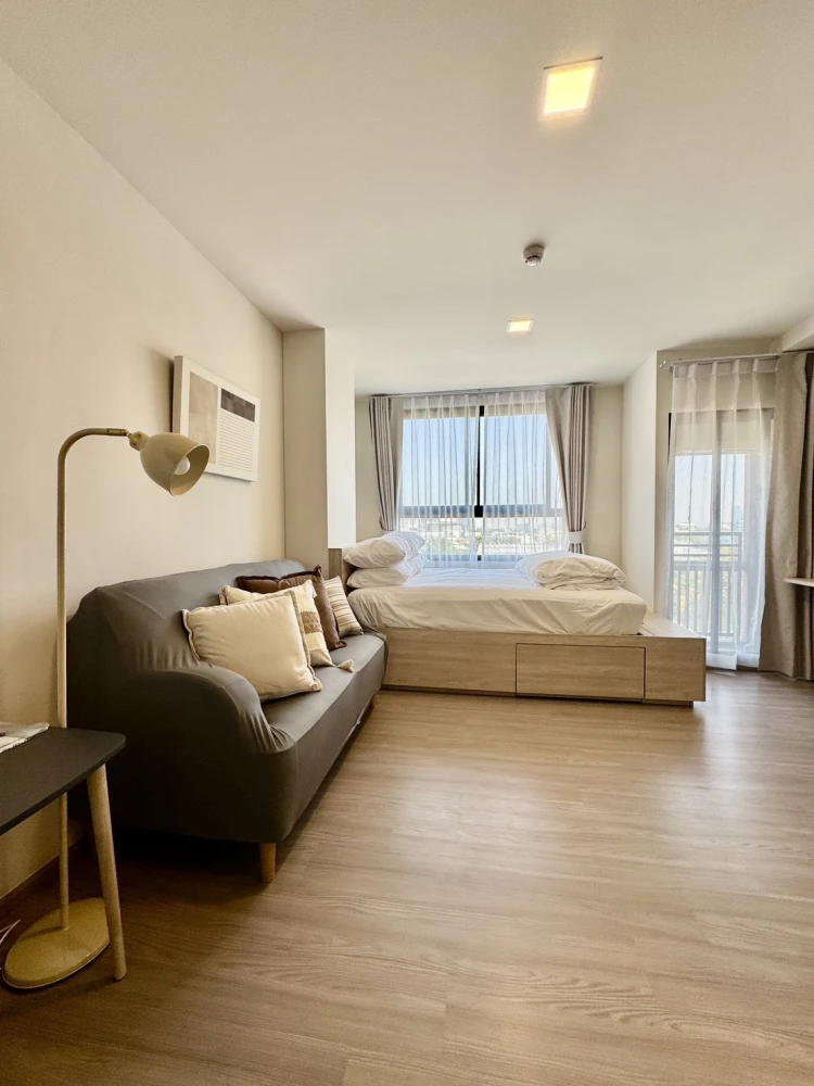 For rent: The Move Sukhumvit 107. Spacious and comfortable rooms, perfect for all lifestyles. Book now!!