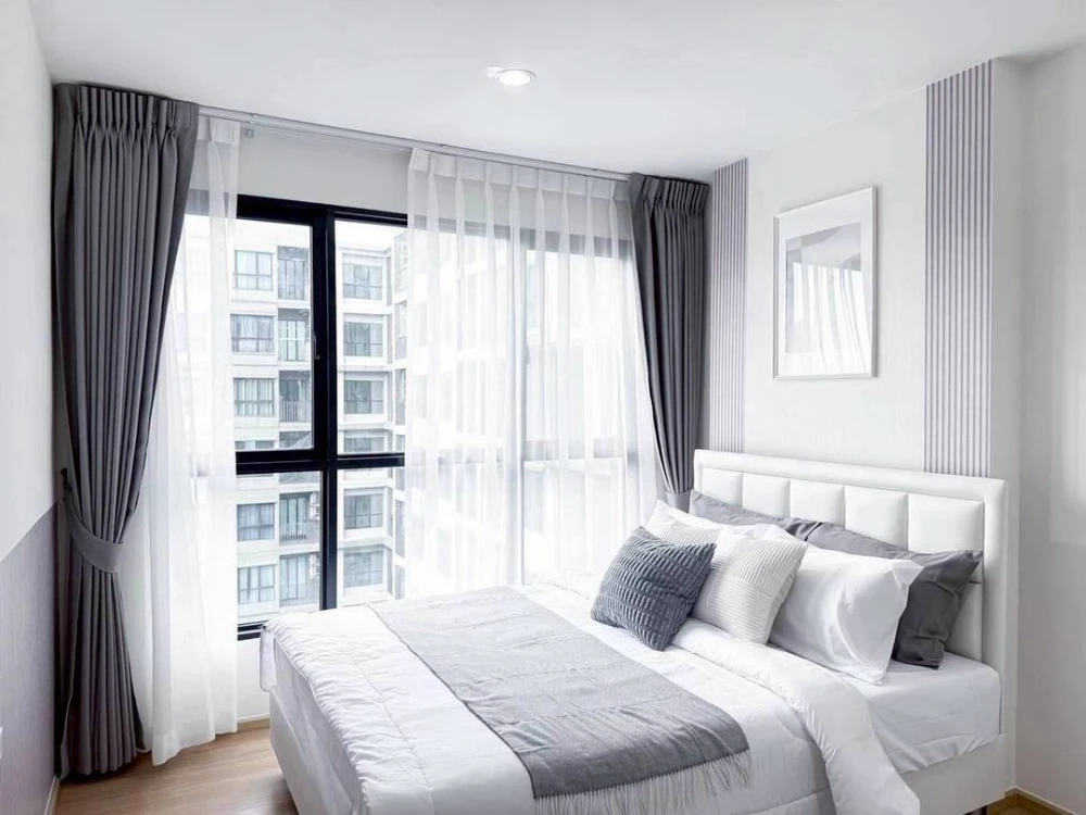 For rent!! The Base Chaengwattana, 6th floor, Building A, swimming pool view, fully furnished, ready to move in! Don't miss out!!