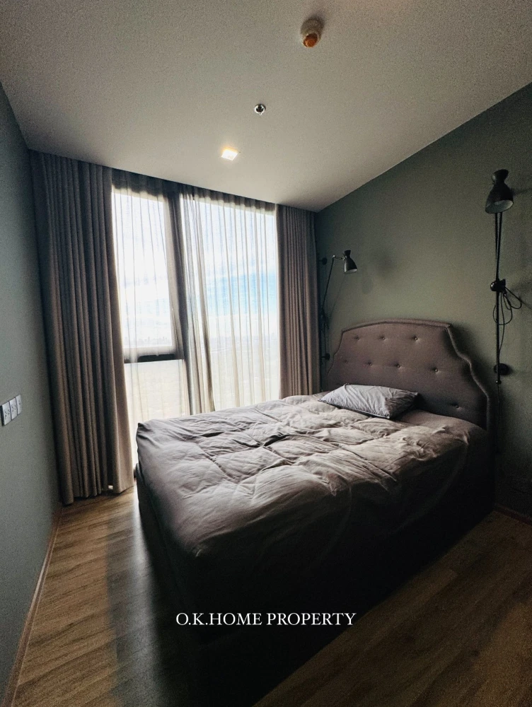 For rent: The Line Chatuchak - Mochit. Large, comfortable room. Plenty of usable space. Fully furnished and equipped with appliances. Come reserve now