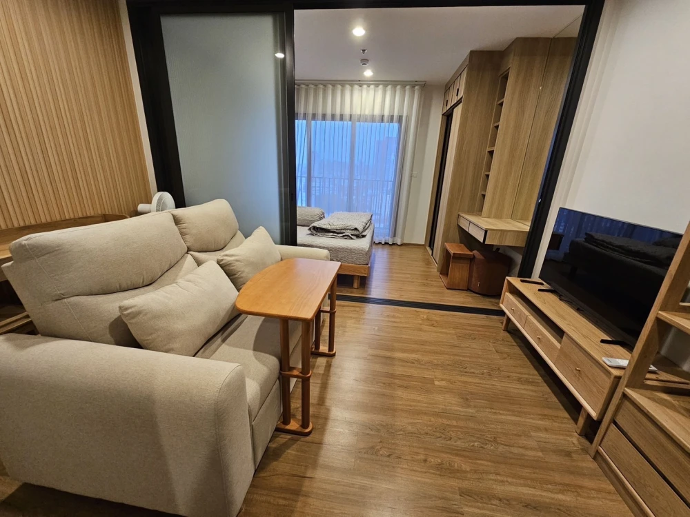For rent!! The Line Vibe, 17th floor, Building C, city view, great location, convenient transportation, fully furnished, ready to move in! Reserve now