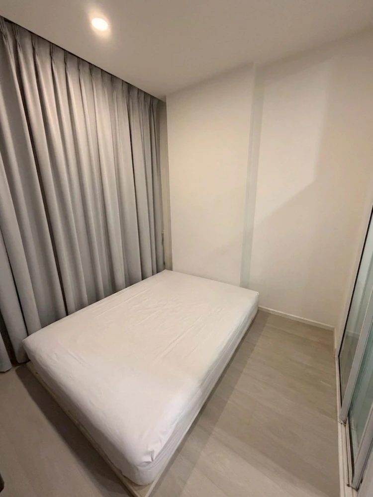 For rent: The La Pise Charan 81. Clearly separated areas, unobstructed view towards the BTS Skytrain. Fully furnished with appliances. Ready to move i