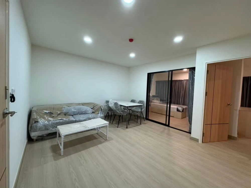For rent: Plearn Plearn Condo, Rama 7 - Bang Kruai, 4th floor, size 49 sq m., 2 bedrooms, furnished, ready to move in with your bags.