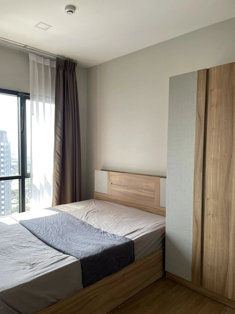 For rent: Metris Rama 9 - Ramkhamhaeng, 31st floor, great view, fully furnished, appliances included. Come reserve today.