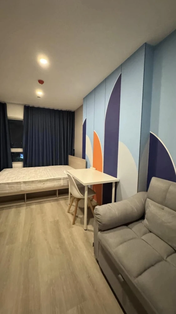 For rent, Elio Sathorn-Wutthakat, beautiful room, fully furnished, book now, urgently.