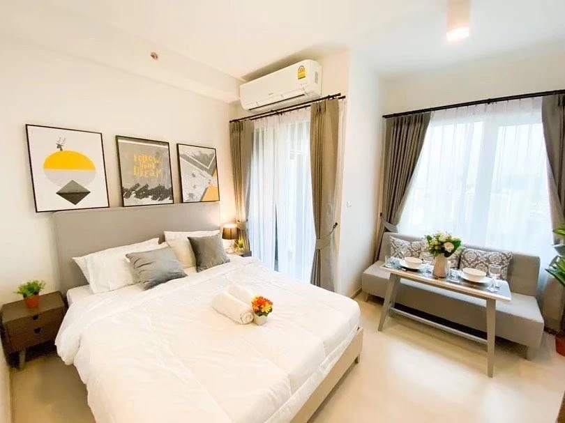 For rent: Chapter One Eco Ratchada - Huai Khwang, Studio room, 19th floor, high view, furnished, ready to move in, book now.