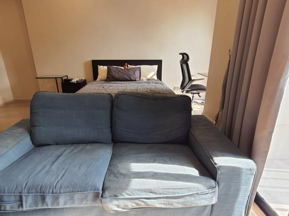 For rent: Ashton Asoke, ready to move in, fully furnished, great price, come and reserve today.