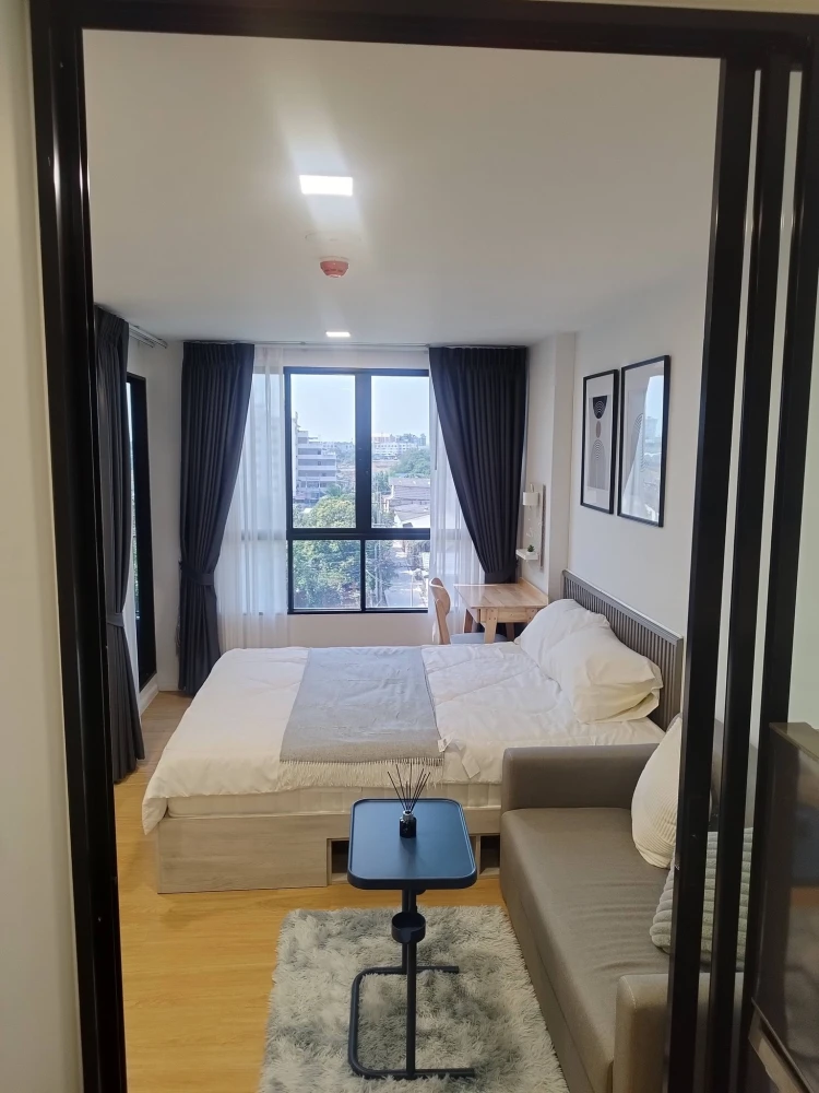 For rent: Atmoz Canal Rangsit, Building D. Unobstructed view, fully furnished, complete appliances. Unit is not next to the elevator or garbage room.