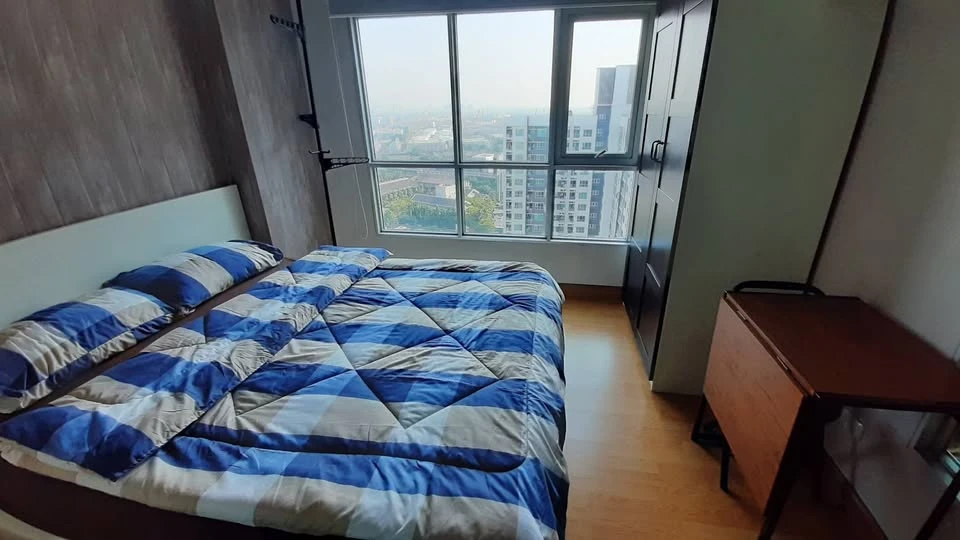 For rent: Aspire Rama 4, stunning infinity view, no obstructions, fully furnished, ready to move in, and electricity ready.