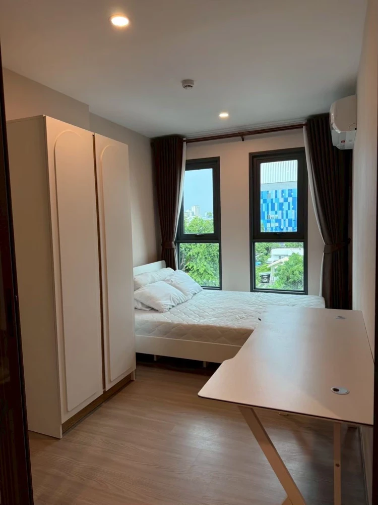 For rent: Aspire Ratchayothin, unobstructed view, fully furnished, all appliances included. Just bring your personal belongings and move in.