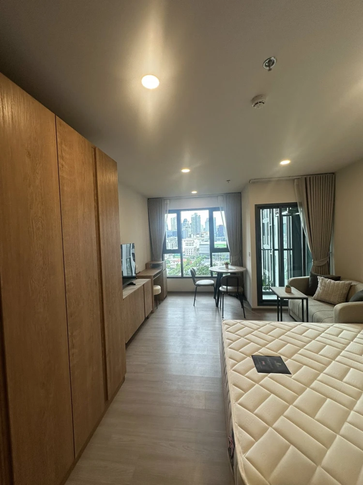 For rent: Aspire Sukhumvit-Rama 4, ready to move in, fully furnished, reserve now.