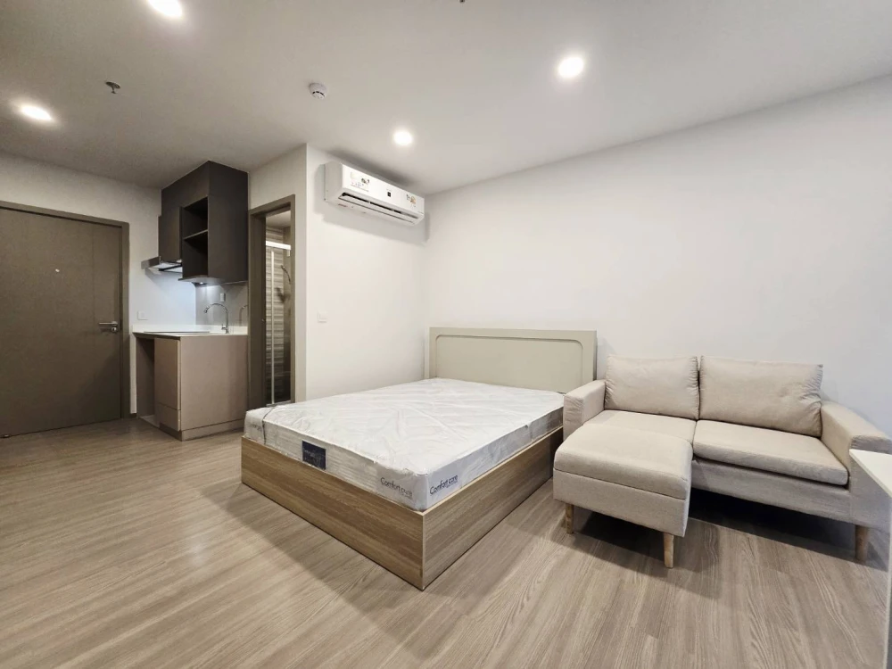 For rent!! Aspire Sukhumvit - Rama 4, 15th floor, fully furnished, ready to move in. Don't miss out!!