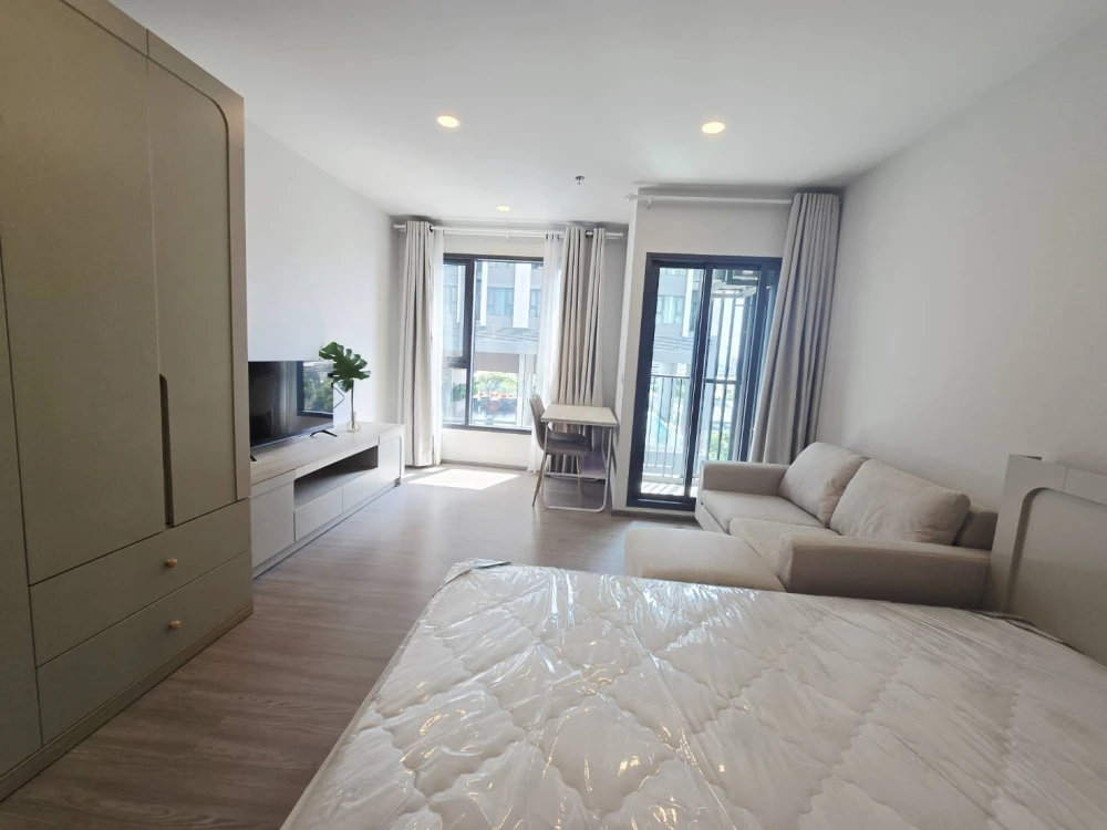 For rent!! Aspire Sukhumvit - Rama 4, 9th floor, beautiful unit, fully furnished, ready to move in. Don't miss out!!