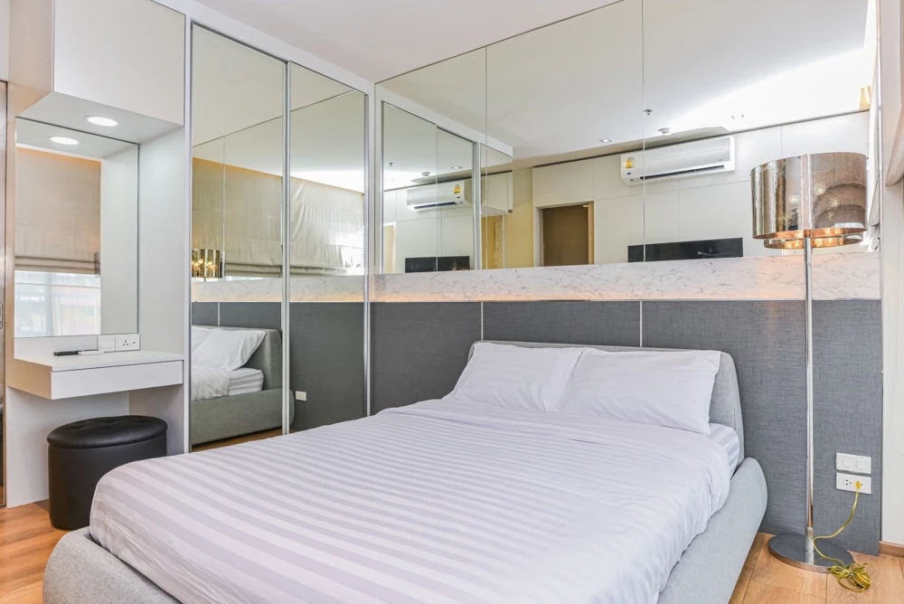 For rent, Park 24 project, spacious and comfortable room, comes with complete facilities. Don't miss out on this, hurry and book now++