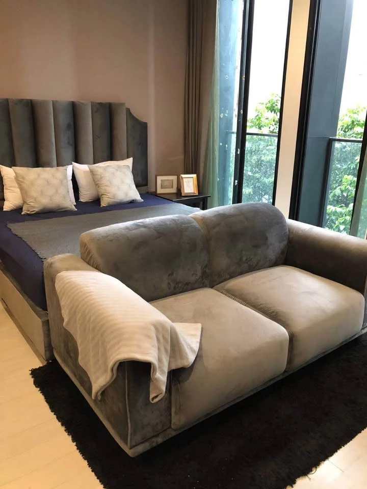 For rent: Noble Ploenchit, Building C, 3rd floor, spacious usable area, private elevator, you can't miss this opportunity to reserve!