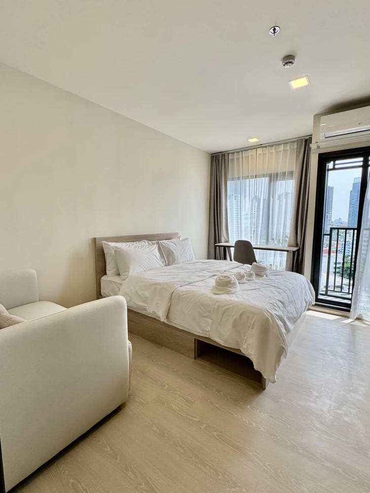 For Rent: Flow by Sansiri, Fully Furnished and Ready to Move In. Book Now!!