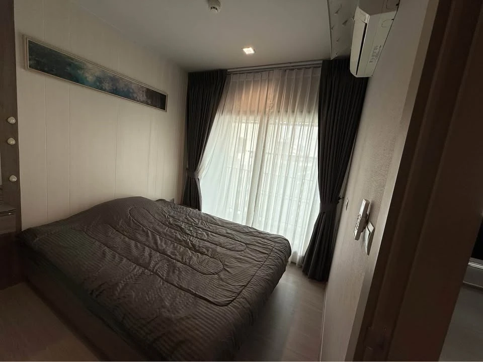 For rent: Life Asoke Rama 9, ready to move in, fully furnished, all here in one place, hurry and book before you miss out!!