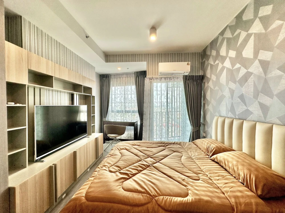 For rent: Ideo Ramkhamhaeng Lamsalee Station, high floor, ready to move in, fully furnished, hurry and reserve now!!