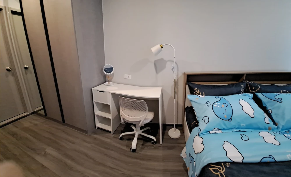 For rent: Ideo Ramkhamhaeng - Lamsalee Station, One bed room, 10th floor, fully furnished, interested, book now.