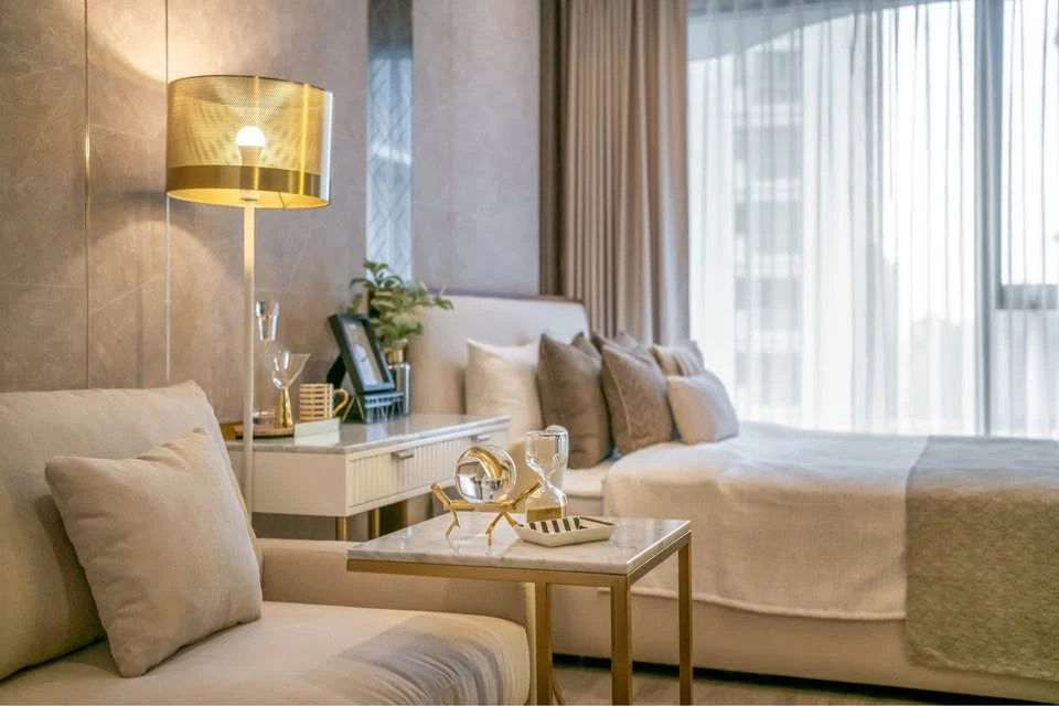 For rent: Ideo Mobi Asoke, ready to move in, fully furnished, great deal like this, hurry and book now before you miss out!!!
