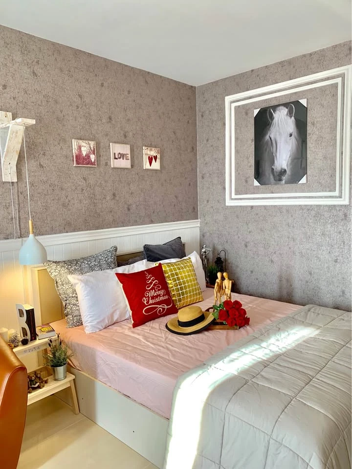 For rent, I-House Laguna Garden RCA, Studio room, beautiful open view, stylishly decorated, wallpapered throughout the room, don't miss it.