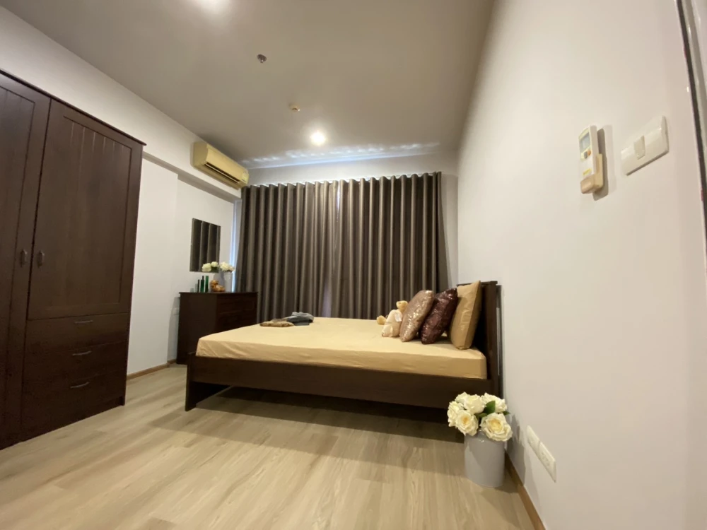 For rent: Hive Taksin, high floor room, fully furnished, affordable price, reserve now!
