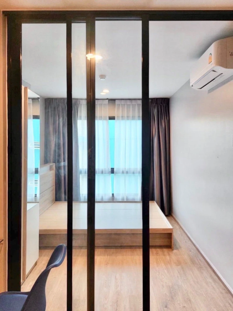 For rent: High Chaengwattana 19, 3rd floor, Building B. Beautifully decorated and ready to move in. Fully furnished.