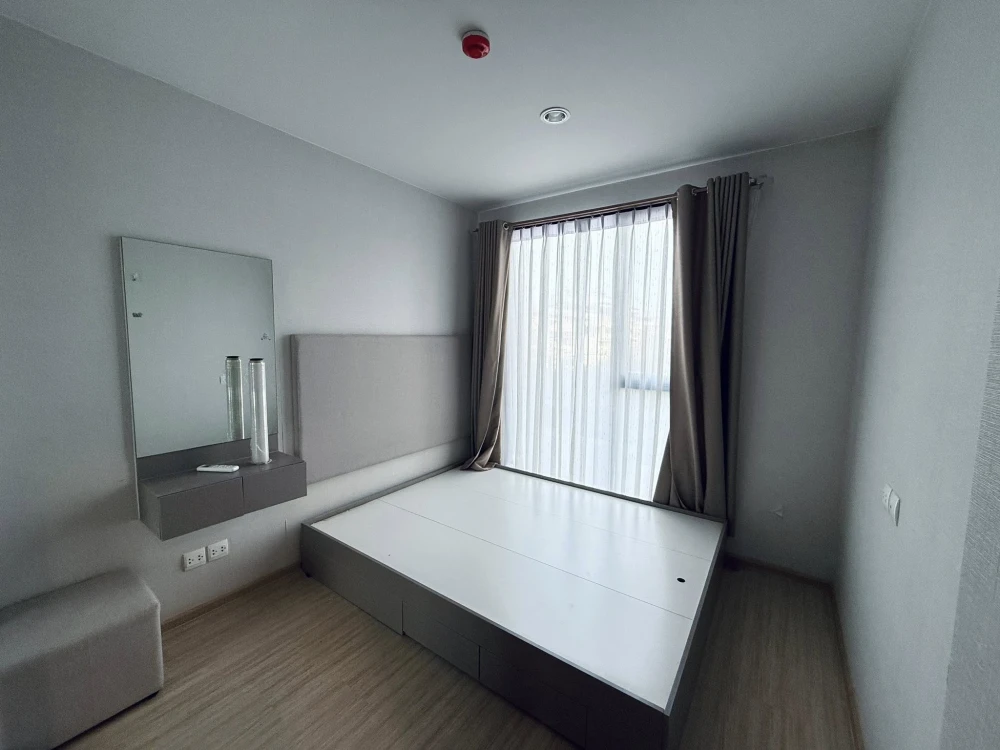 For rent: The Private Thapha Interchange. Nice room, fully furnished with appliances. Book now!