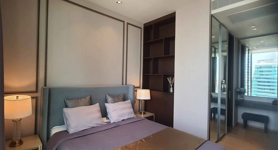 For rent 28 Chidlom corner room, spacious, comfortable, fully furnished, built-in, book now before you miss out++