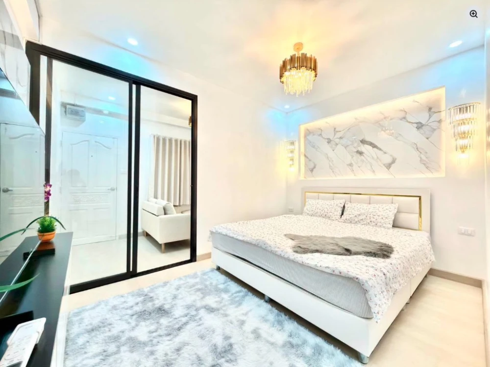9 Karat Condo for rent (Pattaya Central). Prime location, 5th floor, city view, stunningly decorated. Book now!