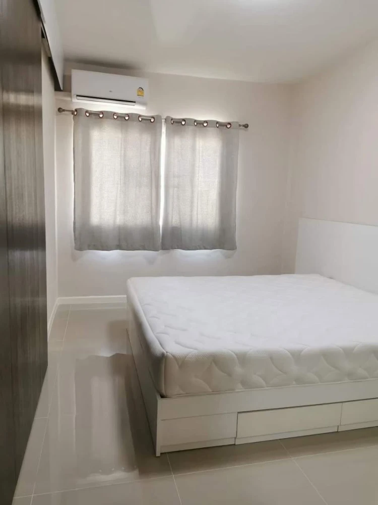 For rent: A Space Asoke-Ratchada, 1 bedroom, 1 bathroom, in a great location, fully furnished. Book now!