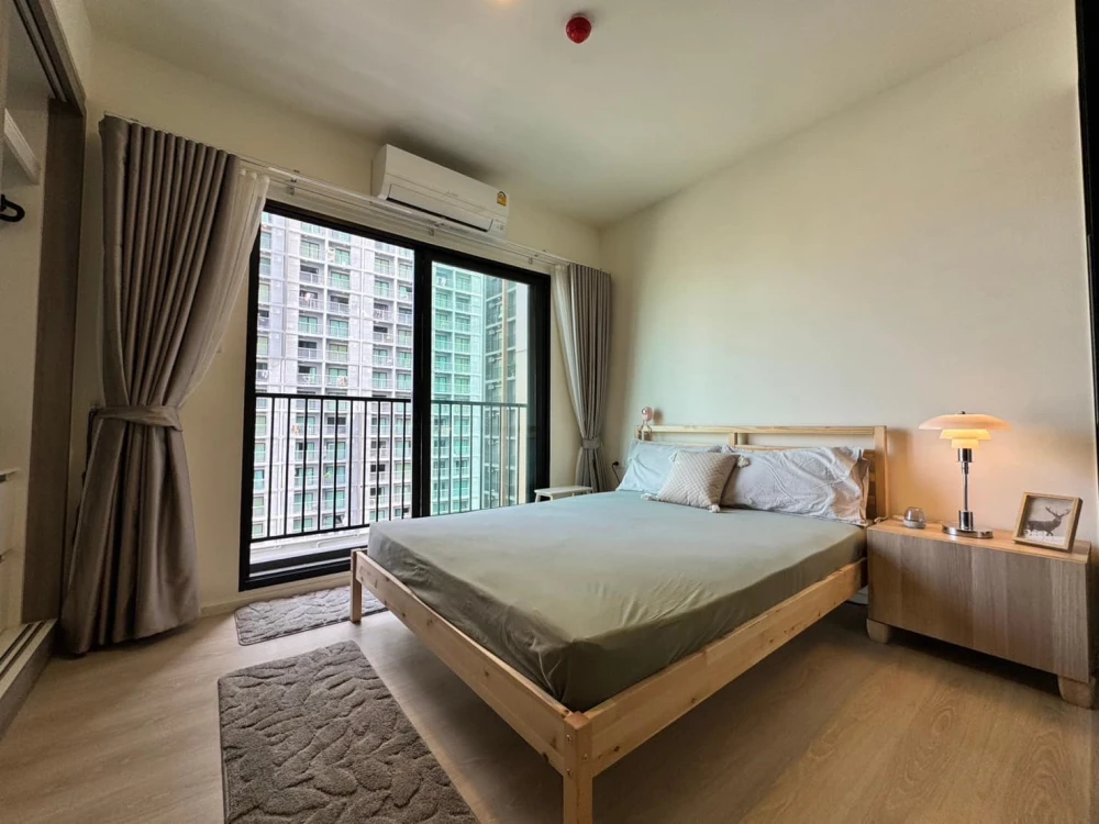 For rent: A Space Mega 2, 11th floor, fully furnished, with electrical appliances. Reserve now, urgently.
