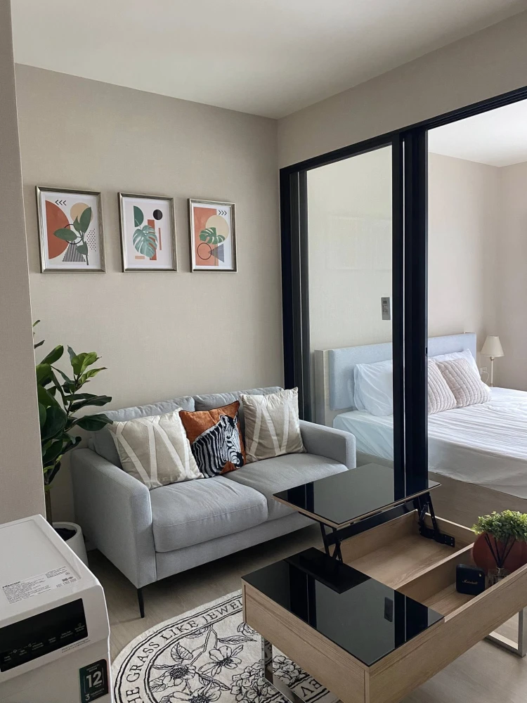 For rent: A Space Mega 2, 15th floor, fully furnished, nice to live in. If interested, hurry and reserve now. Don't miss out. Urgent!