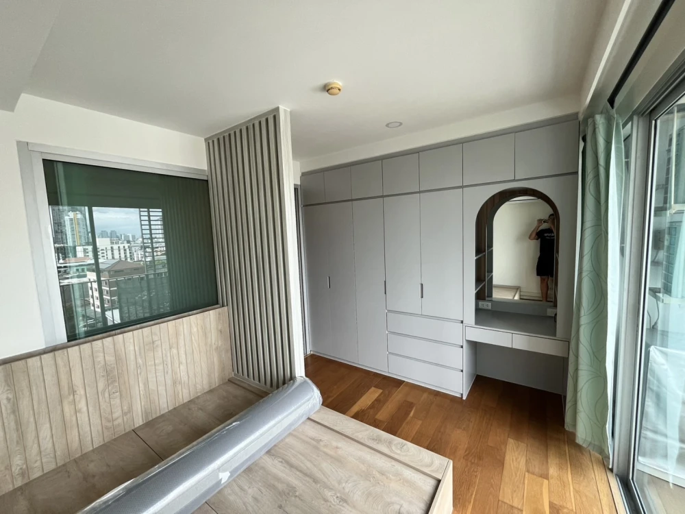 For rent: Abstracts Phahonyothin Park, furnished room, ready to move in, complete with furniture and electrical appliances. Come and reserve now.