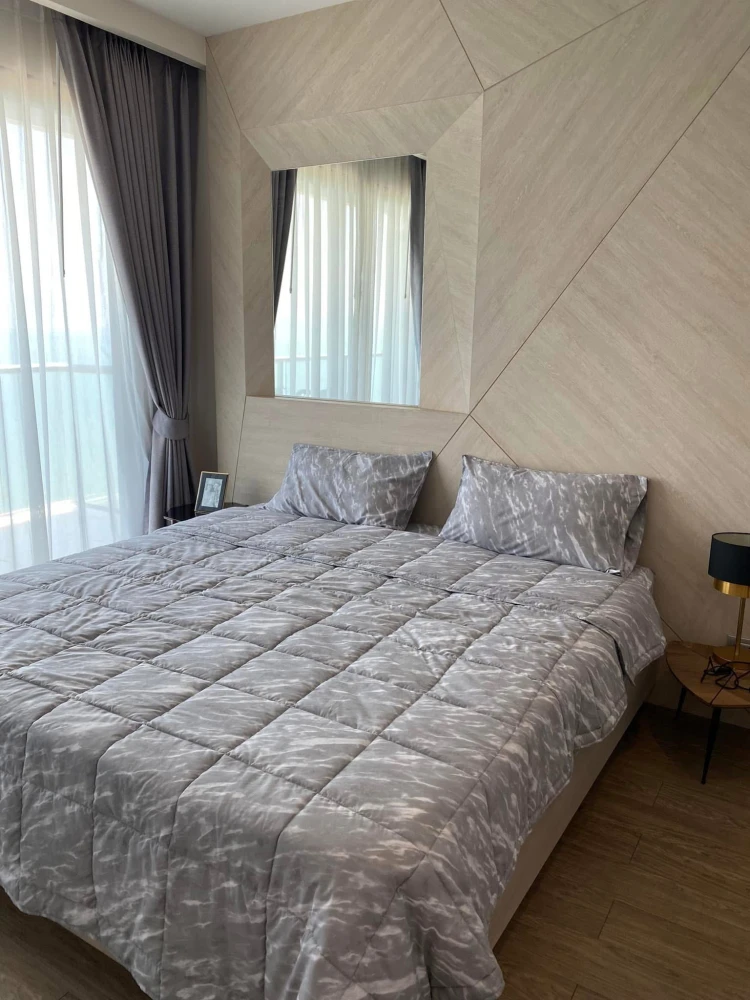 Aeras Condo for rent. Lovely room with sea view, spacious and comfortable. Book now before it's too late!!!
