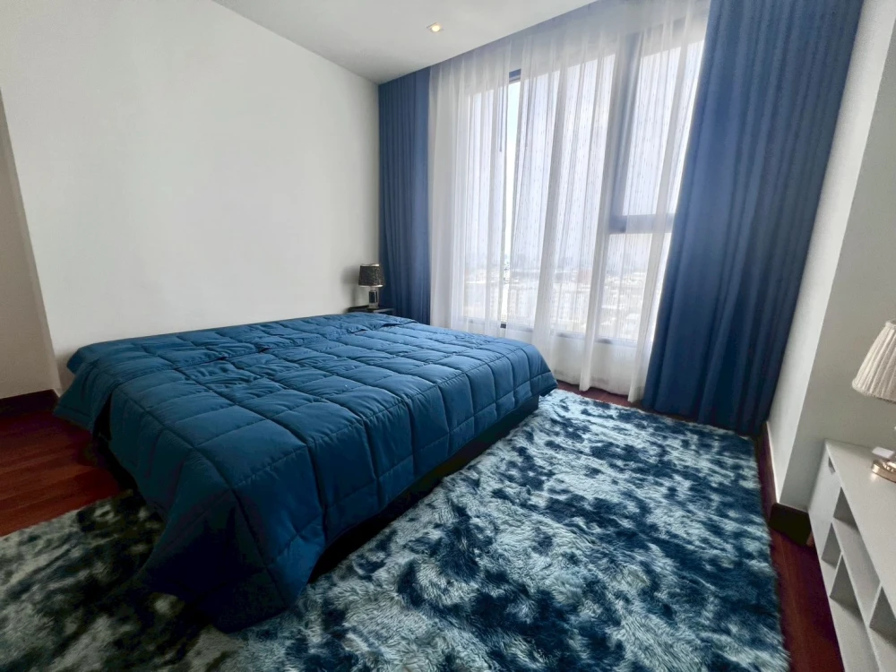 For rent: Altitude Symphony Charoen Krung, ready to move in, fully furnished, reserve now.