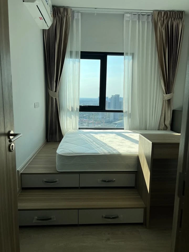 For rent: Altitude Unicorn Sathorn - Tha Phra, 1 bedroom, 1 bathroom, good location, beautiful view from high floor, fully furnished, reserve now!