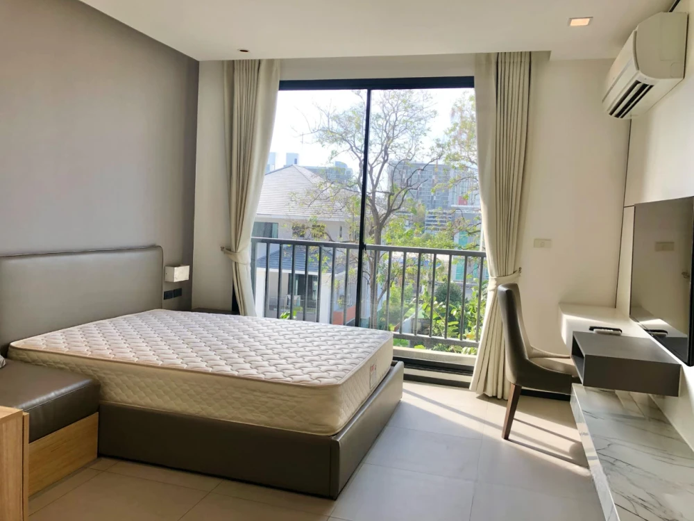 For rent: AQ Alix-Residence Soonvijai, 4th floor, corner room, view of shady trees, pleasing to the eye, fully decorated, interested, book now!