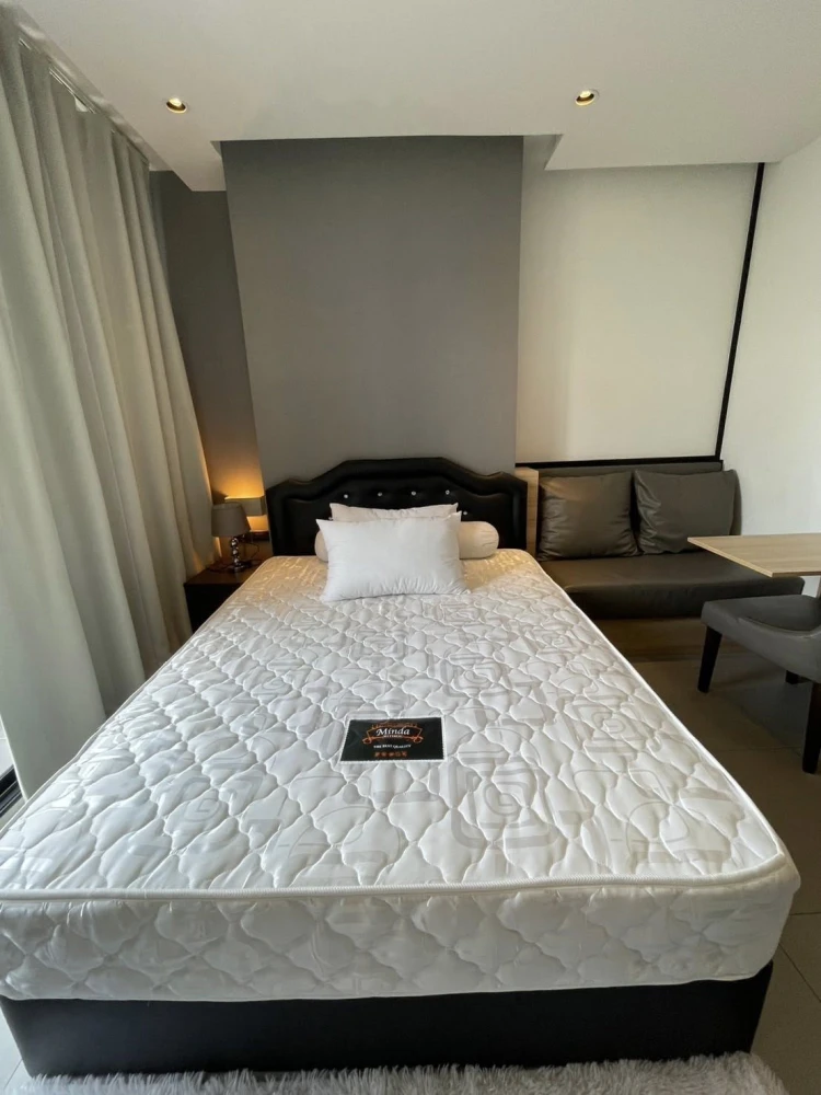 For rent: AQ Alix-Residence Soonvijai, 7th floor, fully furnished, very livable. Book now!