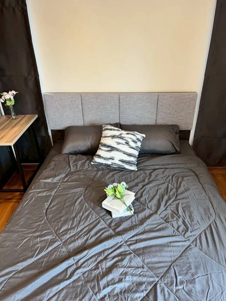 For rent: Arise Ratchada 19, fully furnished 2-bedroom unit, very livable. Book now! (Quickly!)