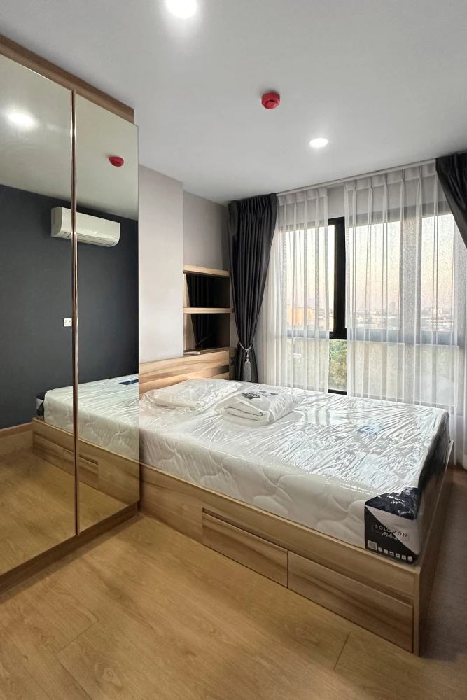 For rent ASHER Ratchada-Huai Khwang, 1 bedroom, 1 bathroom, good location, easy to travel, complete facilities, reserve now.