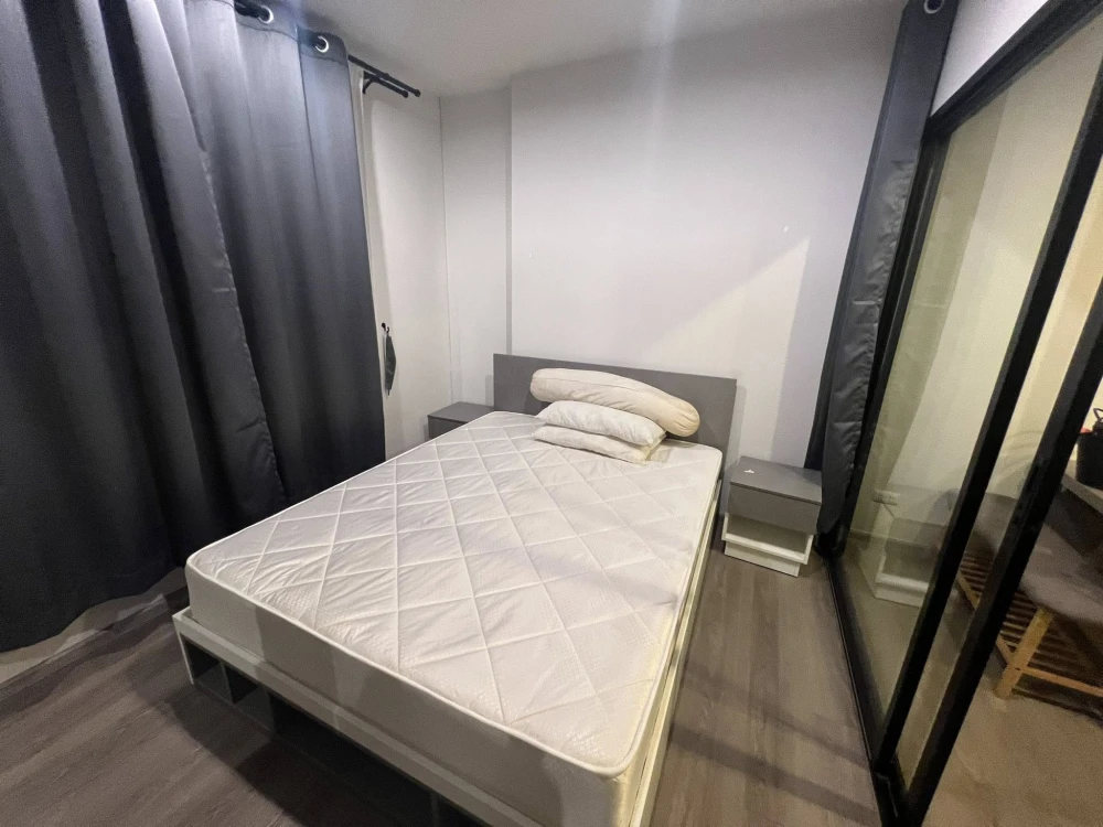 For rent: Aspire Sathorn-Taksin (Copper Zone), fully furnished, in a prime location. Don't miss out!