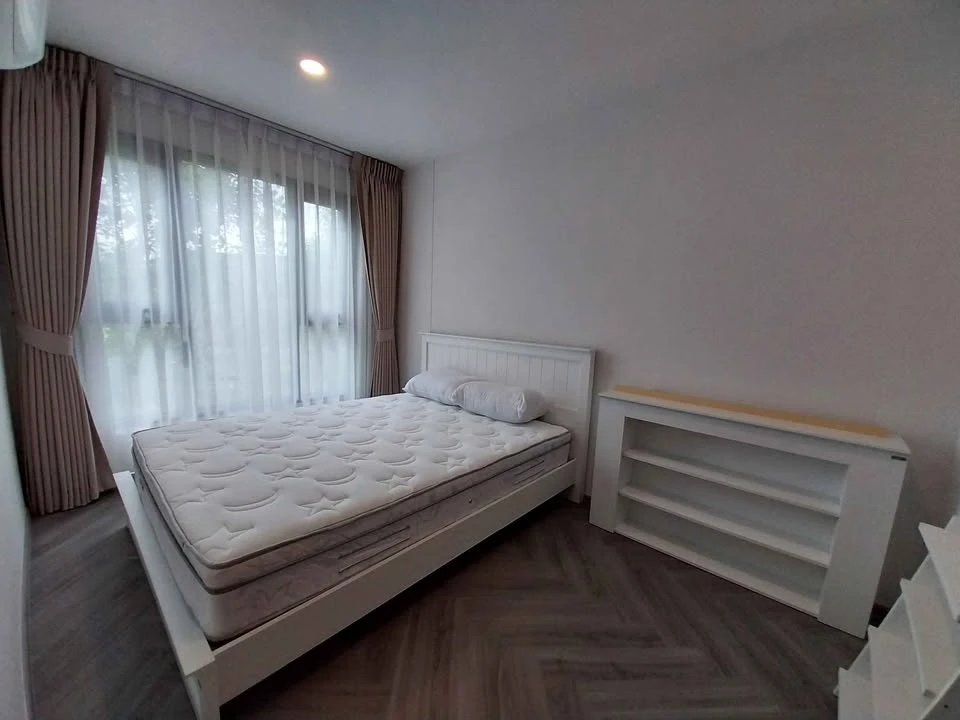 For rent Aspire arun prive, spacious room, lots of usable space. If you don't book, you'll regret it later.