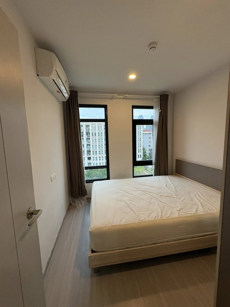 For rent: Aspire-Asoke Ratchada. Spacious rooms with efficient use of space at an amazing price. Book now! Don't miss out!