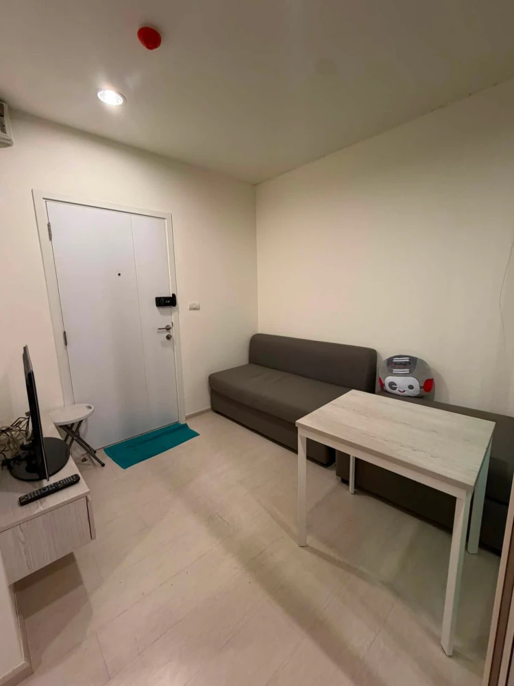 For rent: Aspire Erawan, studio room, 7th floor. Fully furnished with appliances. Book now! Don't wait!