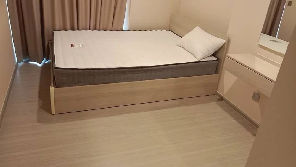 For rent: Aspire Erawan Prime, 28th floor, fully furnished room, ready to move in, book now, don't miss out.